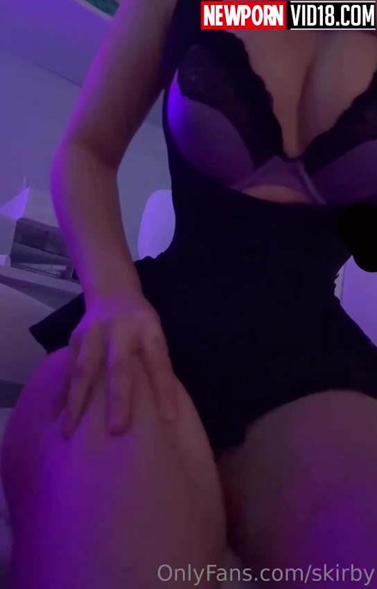Skirby (@Imskirby) Onlyfans leaked nude video show big boobs!!!