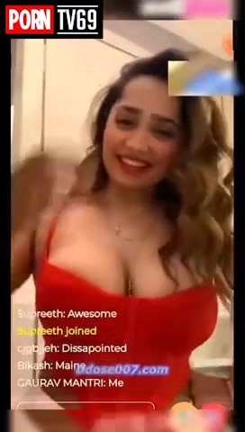Aditi Mistry undress showing off her big boobs in livestream!!!