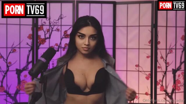 Zara Dar / Zaradar Onlyfans undress video showing topless!!!