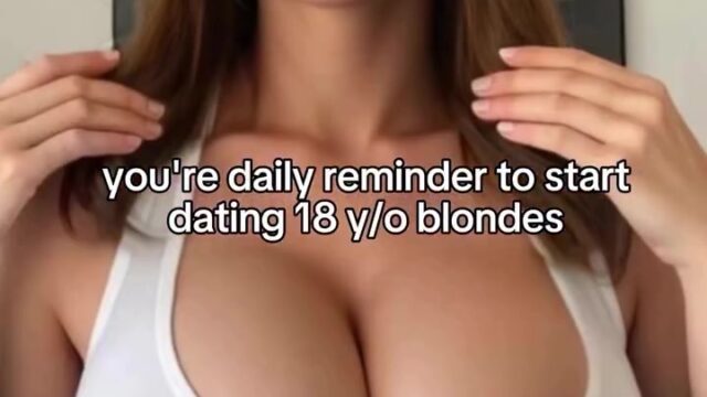 Zoe Moore / Zooemoore Onlyfans nude showing big breasts!!!