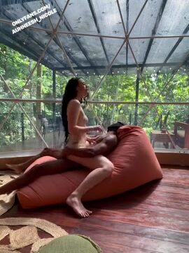 Auhneesh Nicole Gets Fucked By Big Black Cock On Sitting Pillow