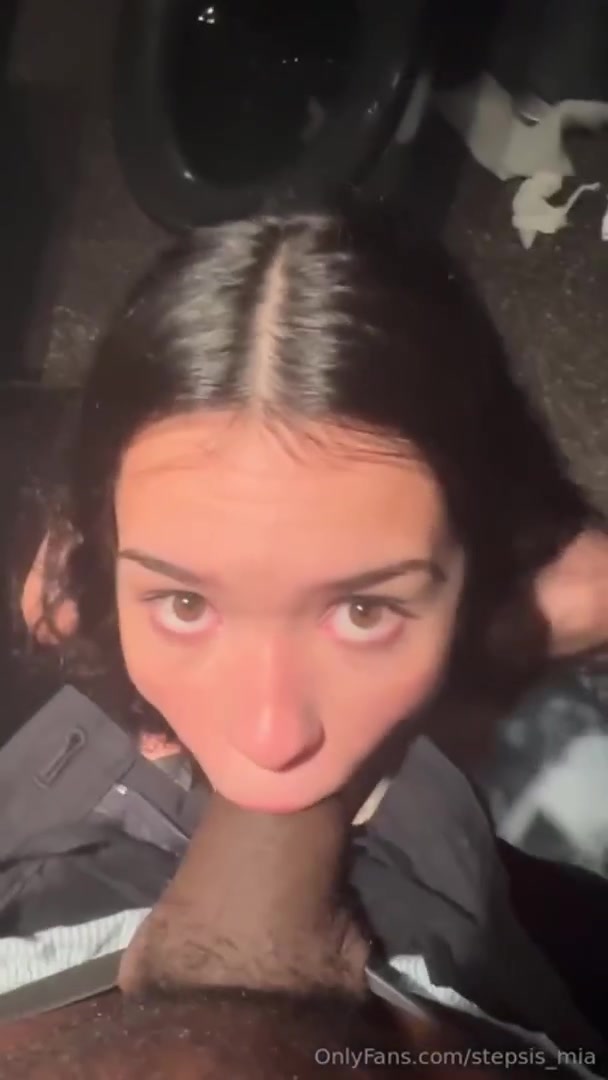 Stepsis Mia Gets Fucked By Boyfriend In Public Restroom